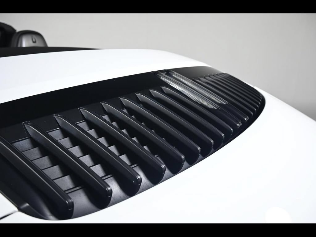 Certified 2023 Porsche 911 Carrera GTS RWD image 29
