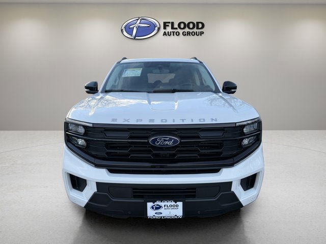 New 2026 Ford Expedition Active image 2