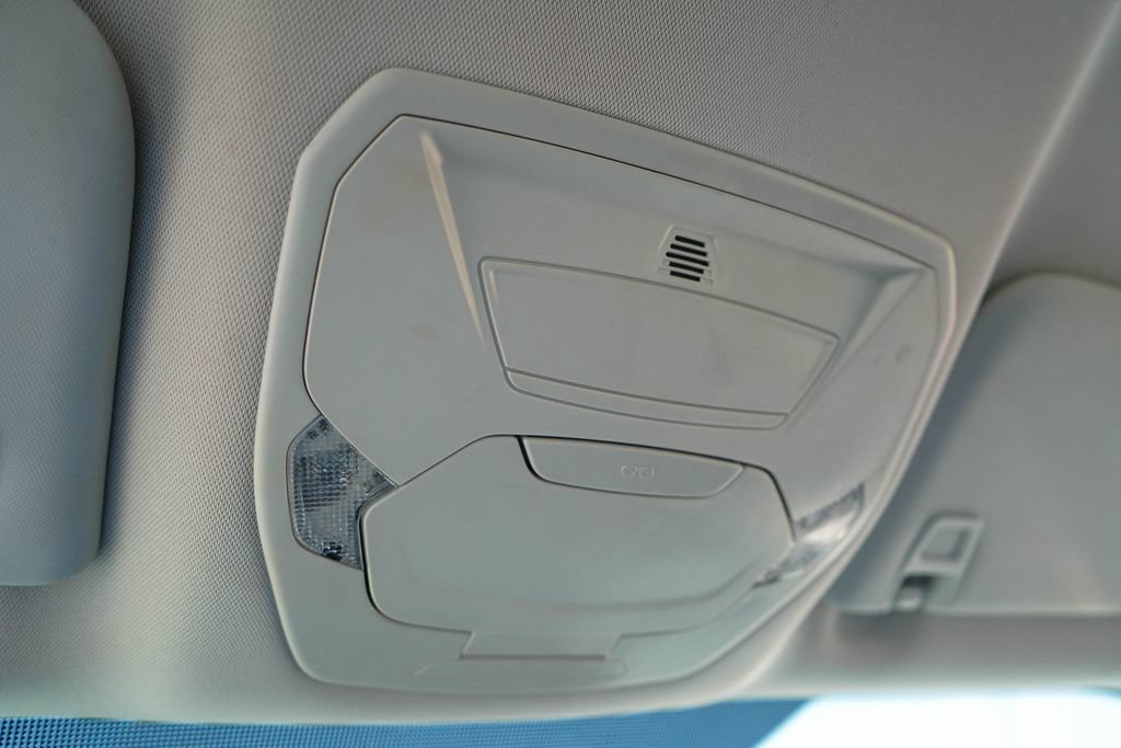 Used 2017 Ford Escape SE FWD image 12