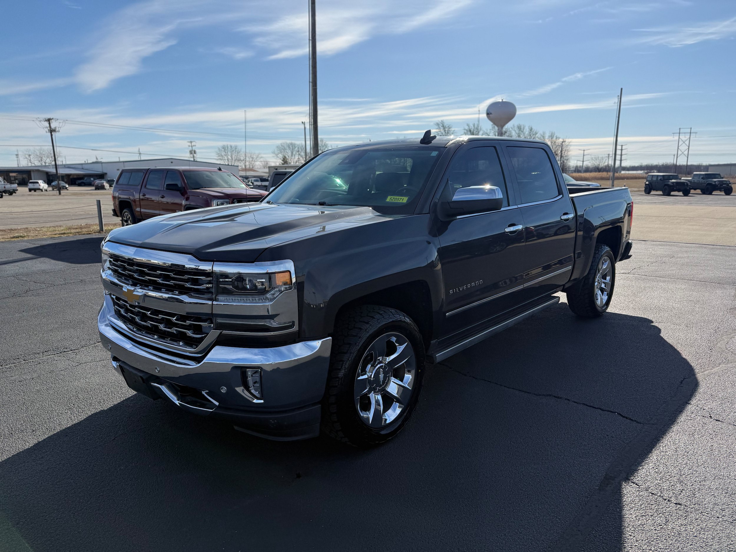 Used 2016 Chevrolet Silverado 1500 LTZ w/ LTZ Plus Package AWD/4WD image 3