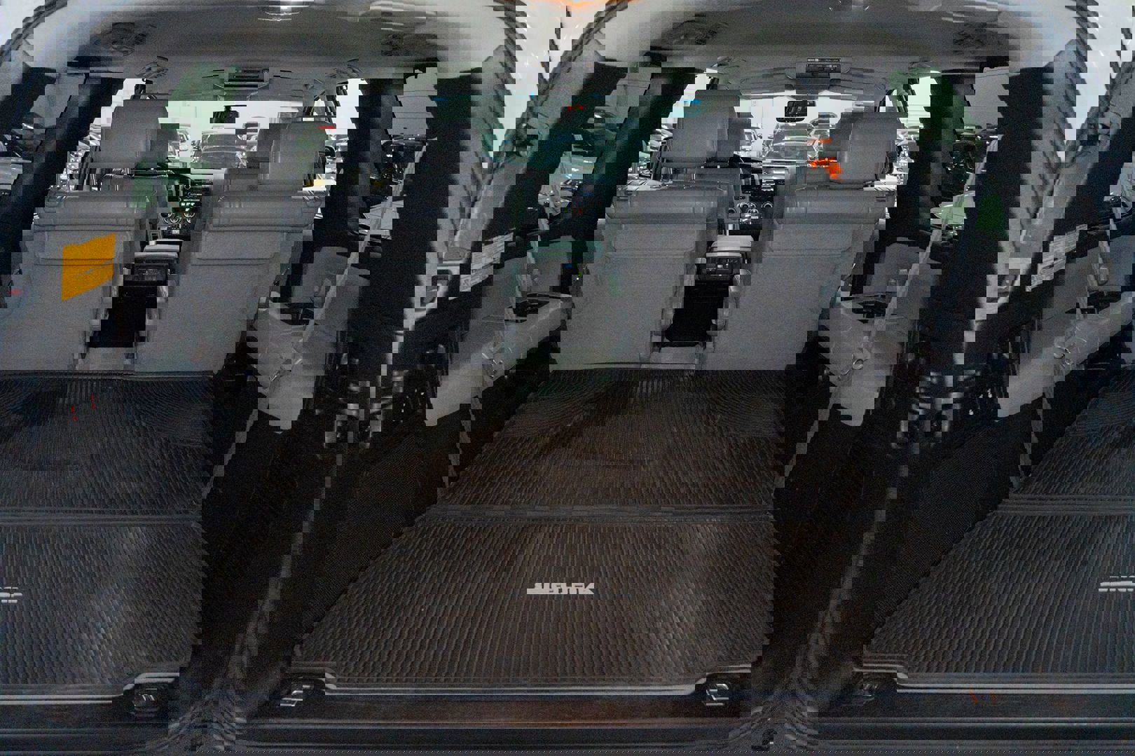 Used 2010 Toyota Sequoia Limited image 41