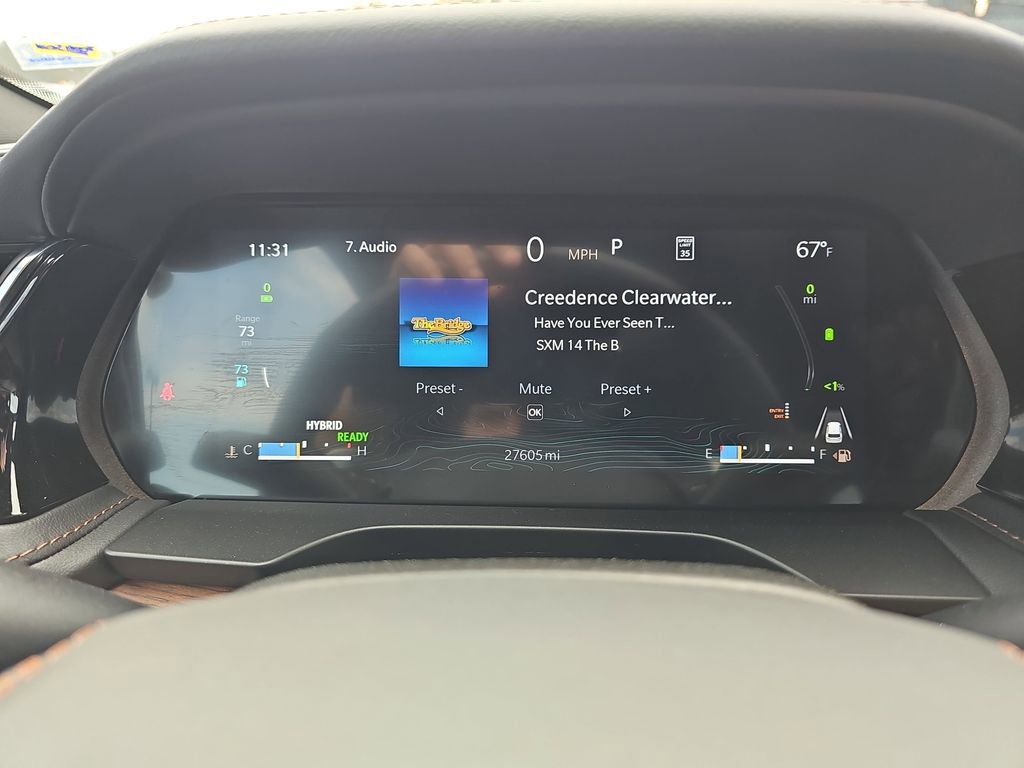 Used 2023 Jeep Grand Cherokee Summit w/ Luxury Tech Group V image 23