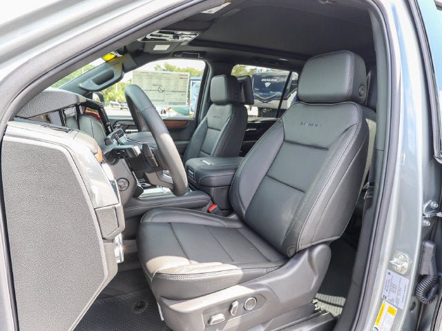 New 2026 GMC Yukon Denali w/ Denali Reserve Package AWD/4WD image 15