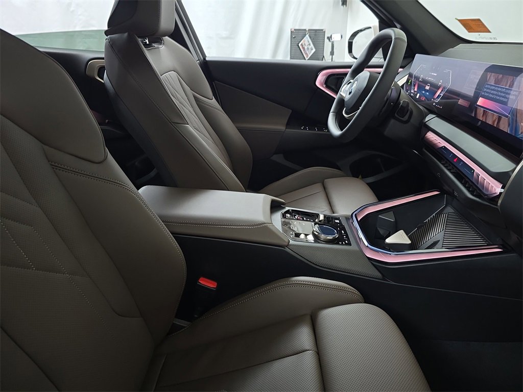 Used 2025 BMW X3 xDrive30i w/ Premium Package image 11