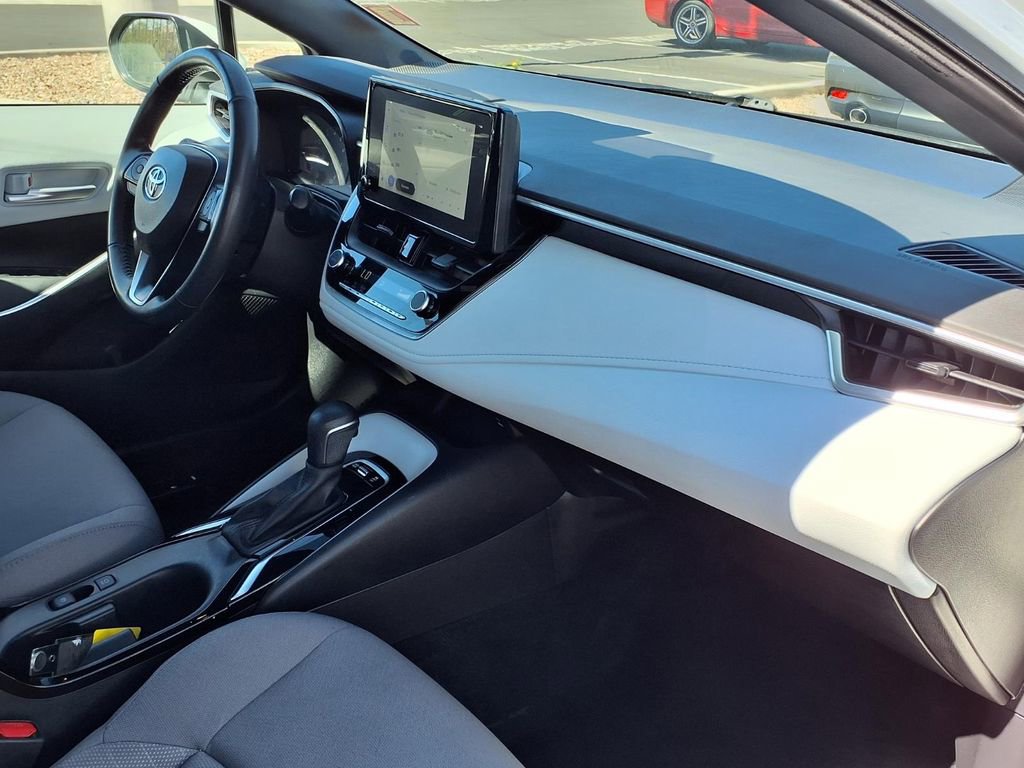 Used 2023 Toyota Corolla SE image 18