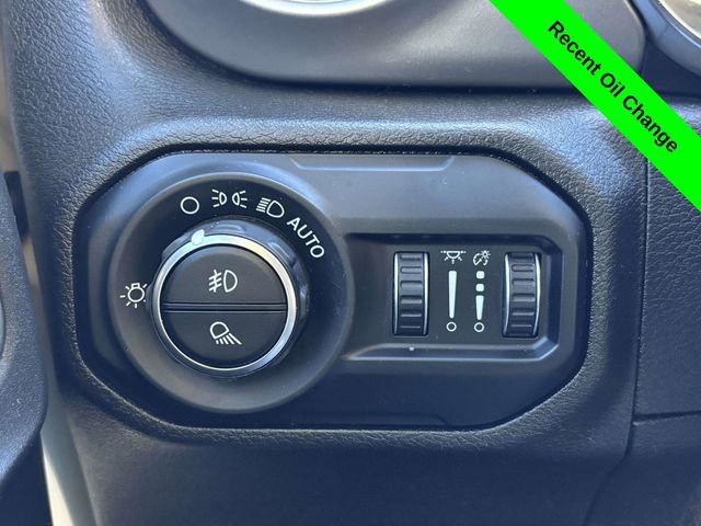 Used 2020 Jeep Gladiator Sport w/ Quick Order Package 24S image 12