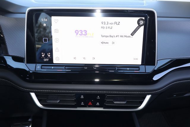 New 2026 Volkswagen Atlas Cross Sport SEL Premium R-Line image 23