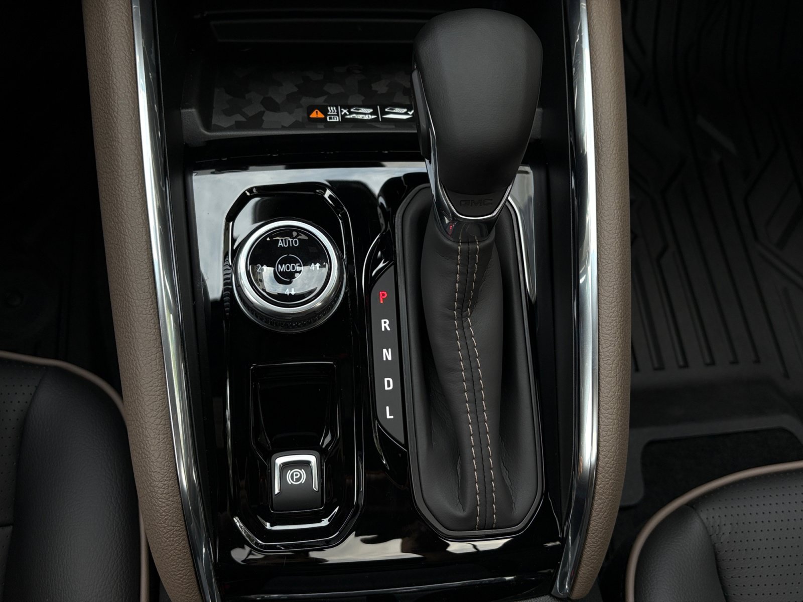 New 2026 GMC Canyon Denali AWD/4WD image 20