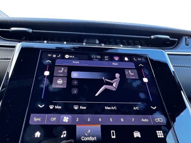 New 2025 Jeep Grand Cherokee L Altitude image 37