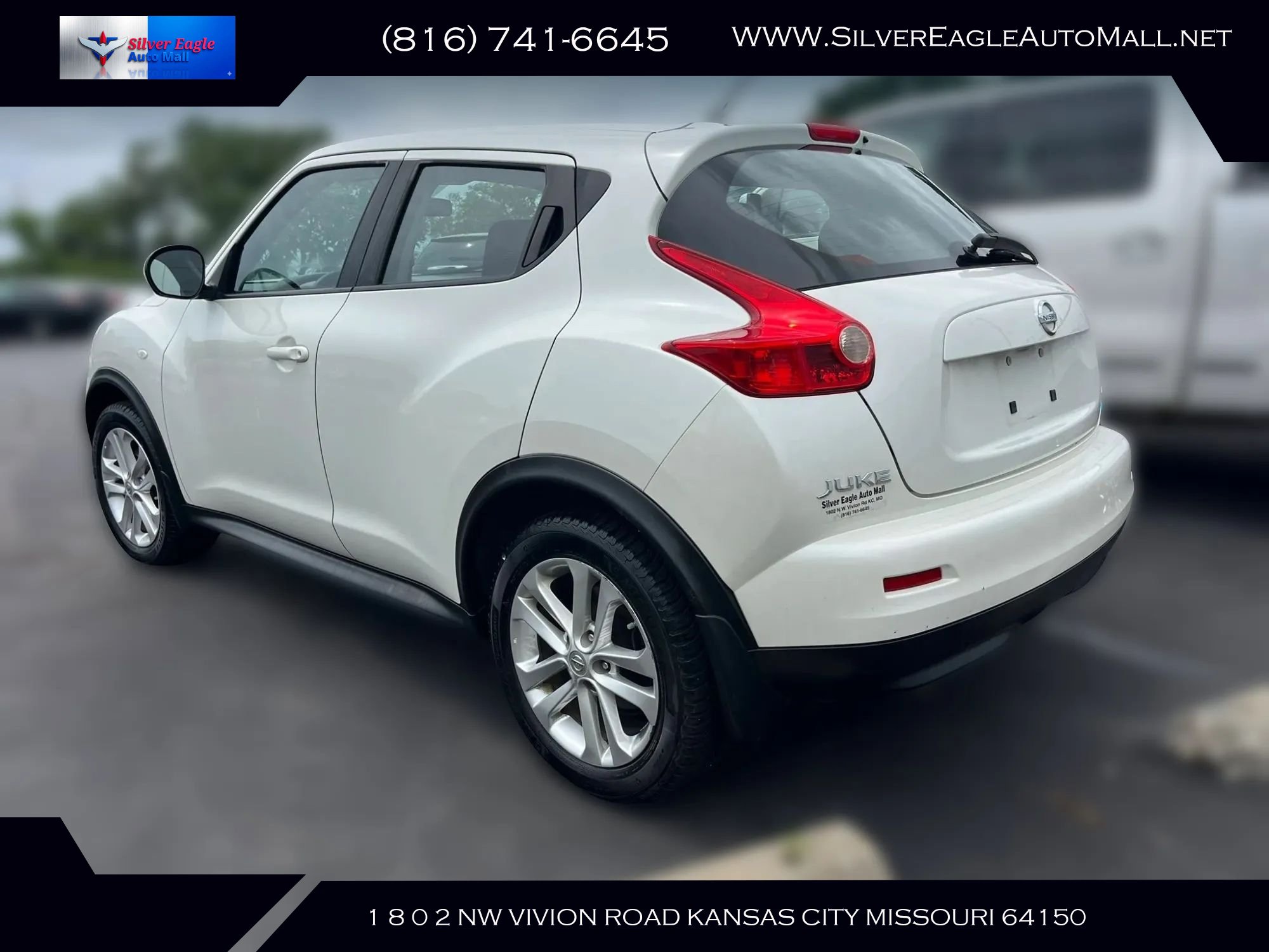 Used 2013 Nissan Juke S AWD/4WD image 4