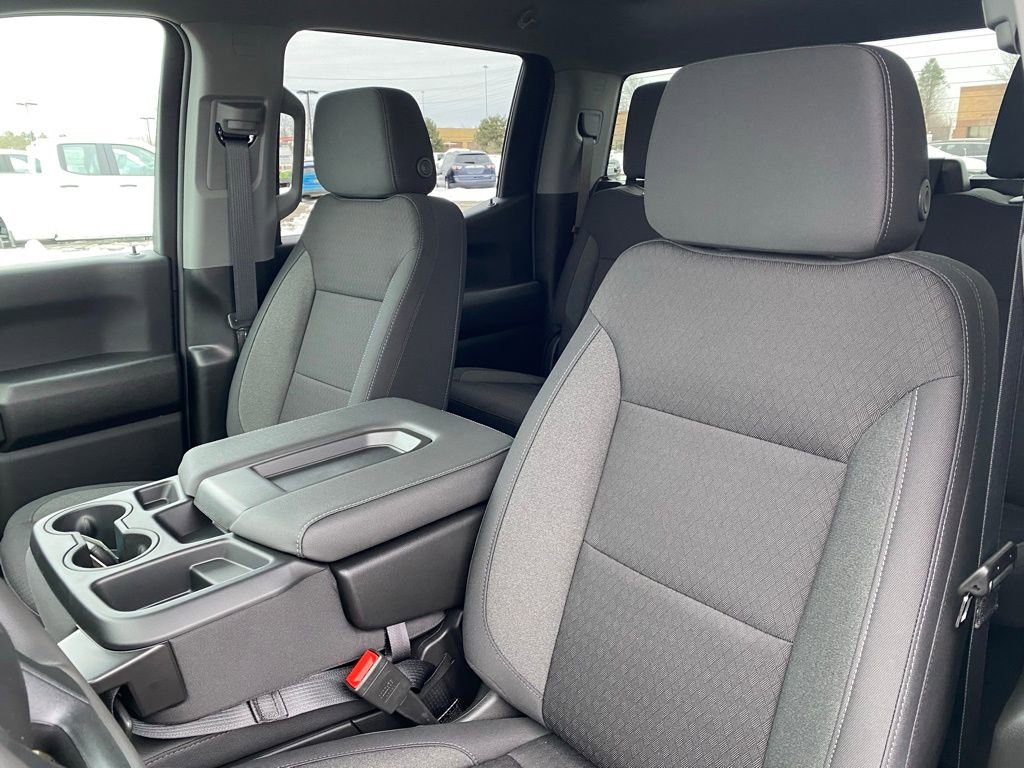 New 2026 Chevrolet Silverado 1500 Custom w/ Turbomax Blackout Package image 12