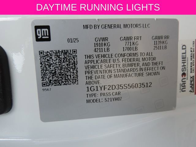 Used 2025 Chevrolet Corvette Z06 image 13