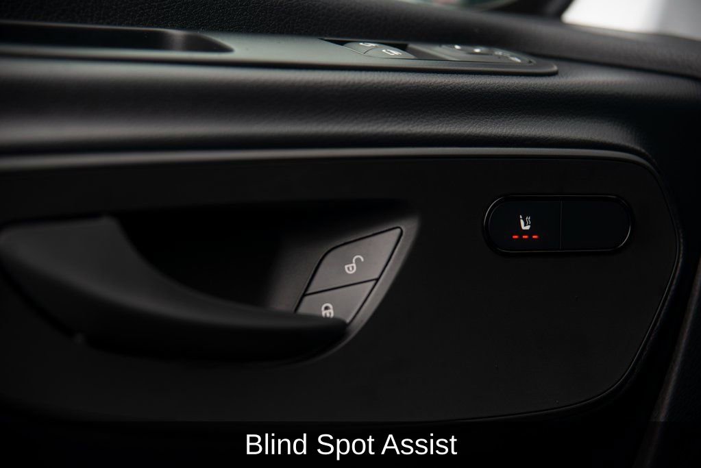 Used 2025 Mercedes-Benz Sprinter 2500 image 28