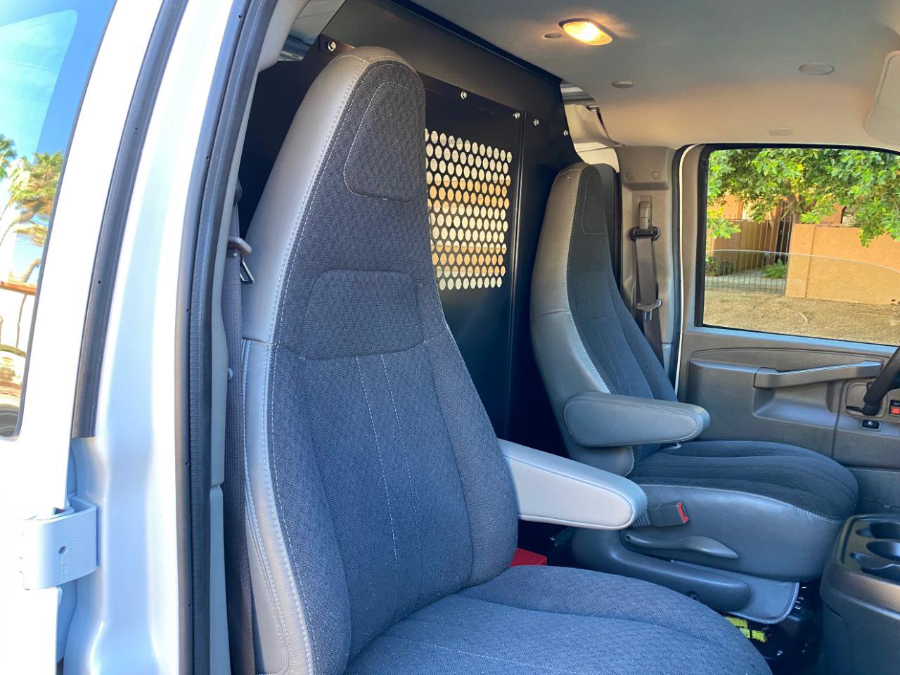 Used 2025 GMC Savana 2500 w/ Driver Convenience Package RWD image 22