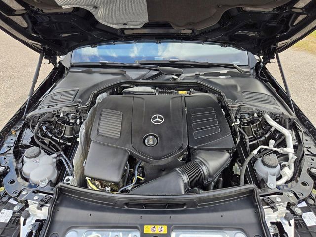 Used 2025 Mercedes-Benz C 300 Sedan image 31