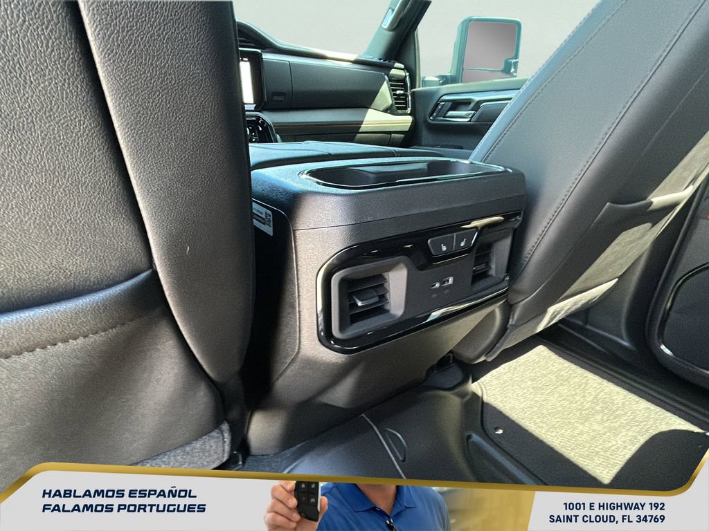 Used 2025 GMC Sierra 2500 AT4 w/ AT4 Premium Plus Package image 26