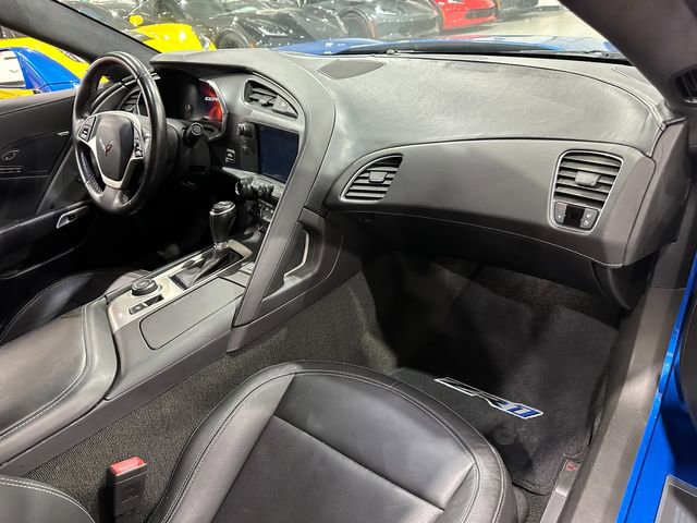 Used 2015 Chevrolet Corvette Stingray Coupe w/ 3LT Preferred Equipment Group image 11