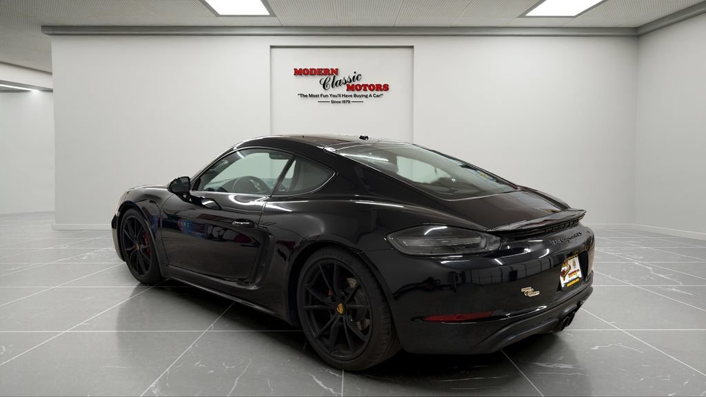 Used 2018 Porsche 718 Cayman GTS RWD image 5