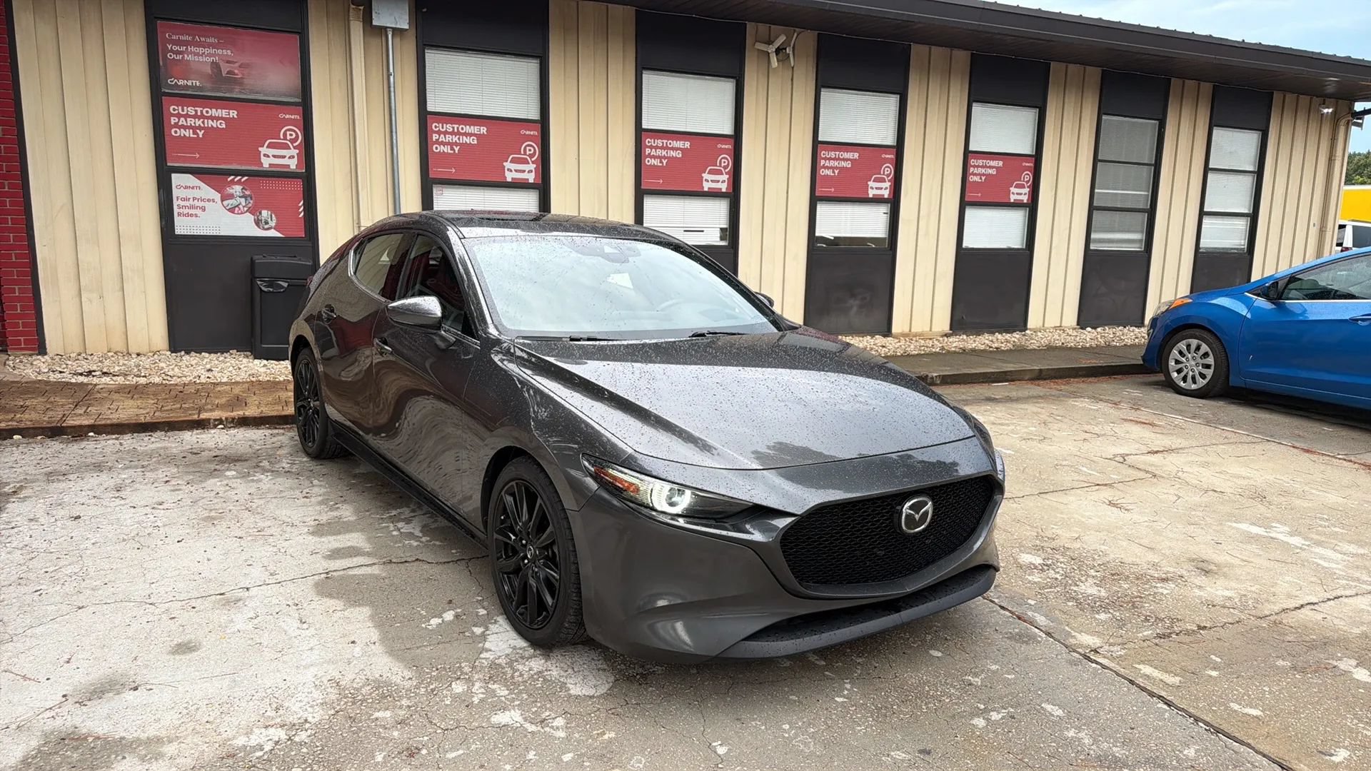Used 2019 MAZDA MAZDA3 Hatchback w/ Premium Package FWD image 11