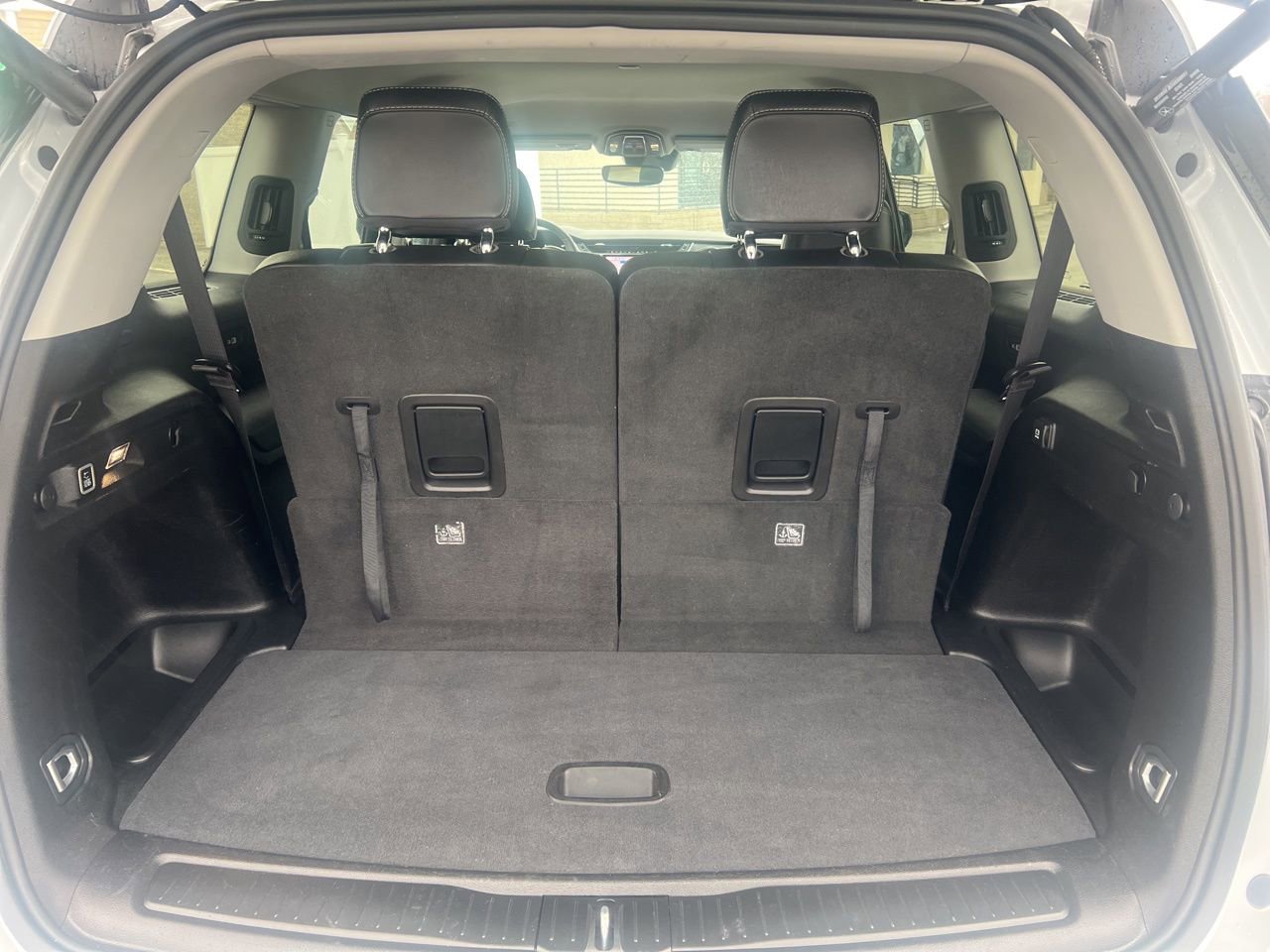 Used 2023 Jeep Grand Cherokee L Limited image 15