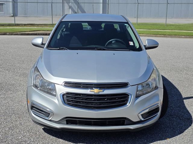 Used 2016 Chevrolet Cruze LT FWD image 2