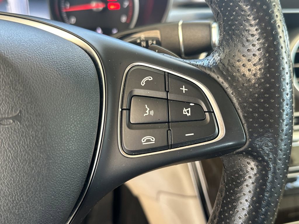 Used 2019 Mercedes-Benz GLC 300 image 21