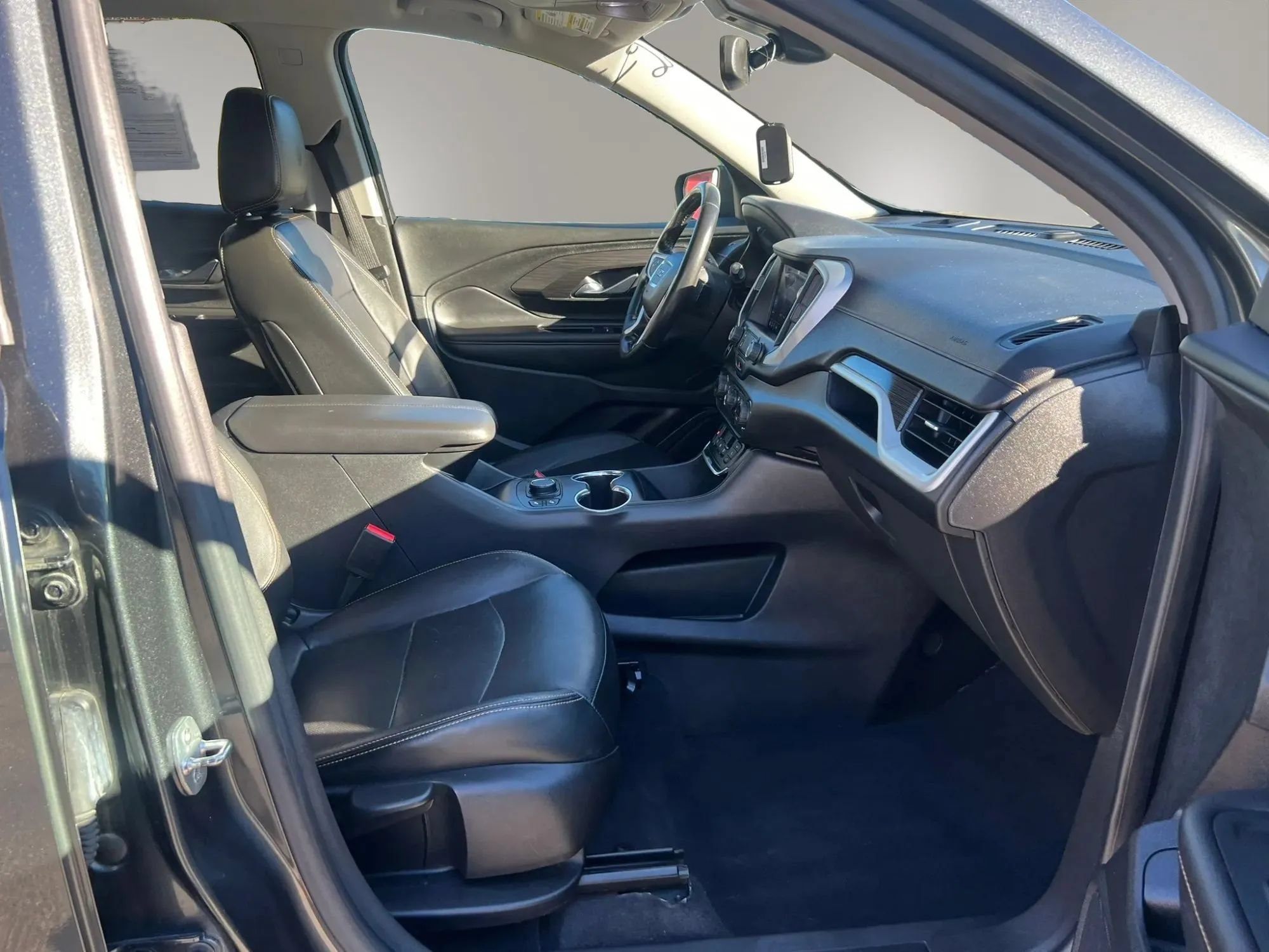 Used 2020 GMC Terrain SLT AWD/4WD image 29
