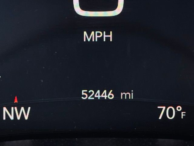 Used 2024 Chrysler Pacifica Touring-L FWD image 34