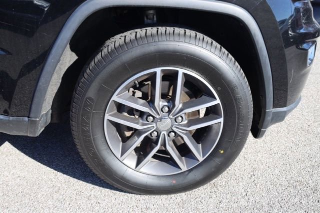 Used 2018 Jeep Grand Cherokee Limited image 14