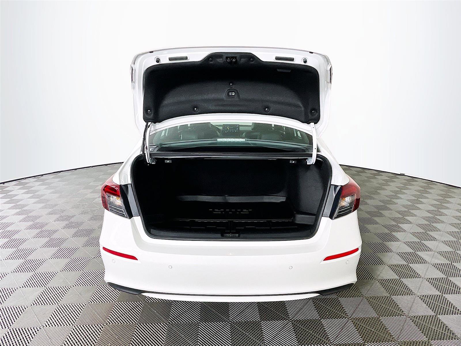 Used 2025 Honda Civic Sport Touring image 31