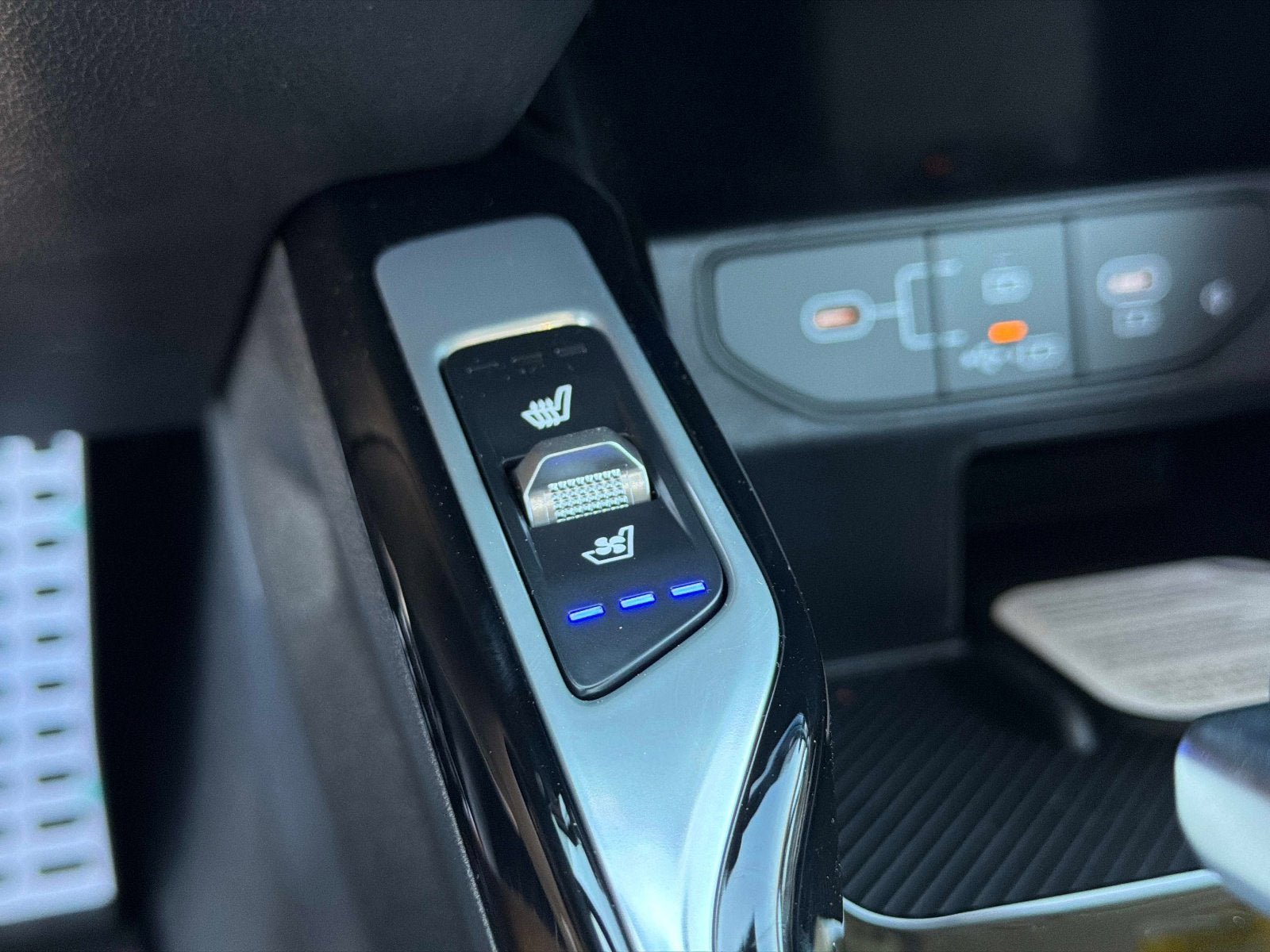 New 2026 Kia Sorento SX AWD/4WD image 26