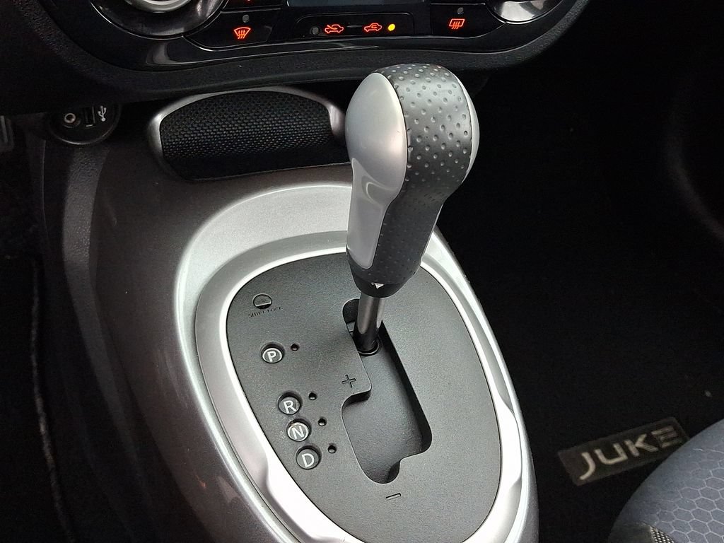 Used 2014 Nissan Juke SV w/ Navigation Package AWD/4WD image 16
