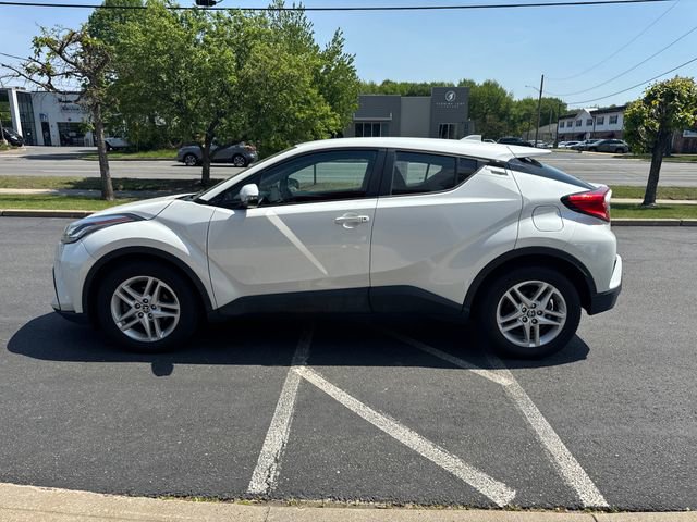 Used 2021 Toyota C-HR LE FWD image 6