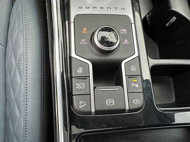 Used 2025 Kia Sorento SX Prestige AWD/4WD image 28