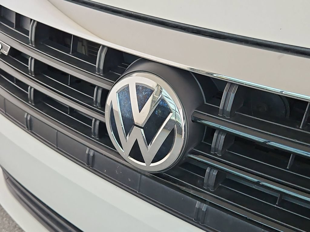 Used 2019 Volkswagen Jetta R-Line w/ R-Line Cold Weather Package FWD image 36