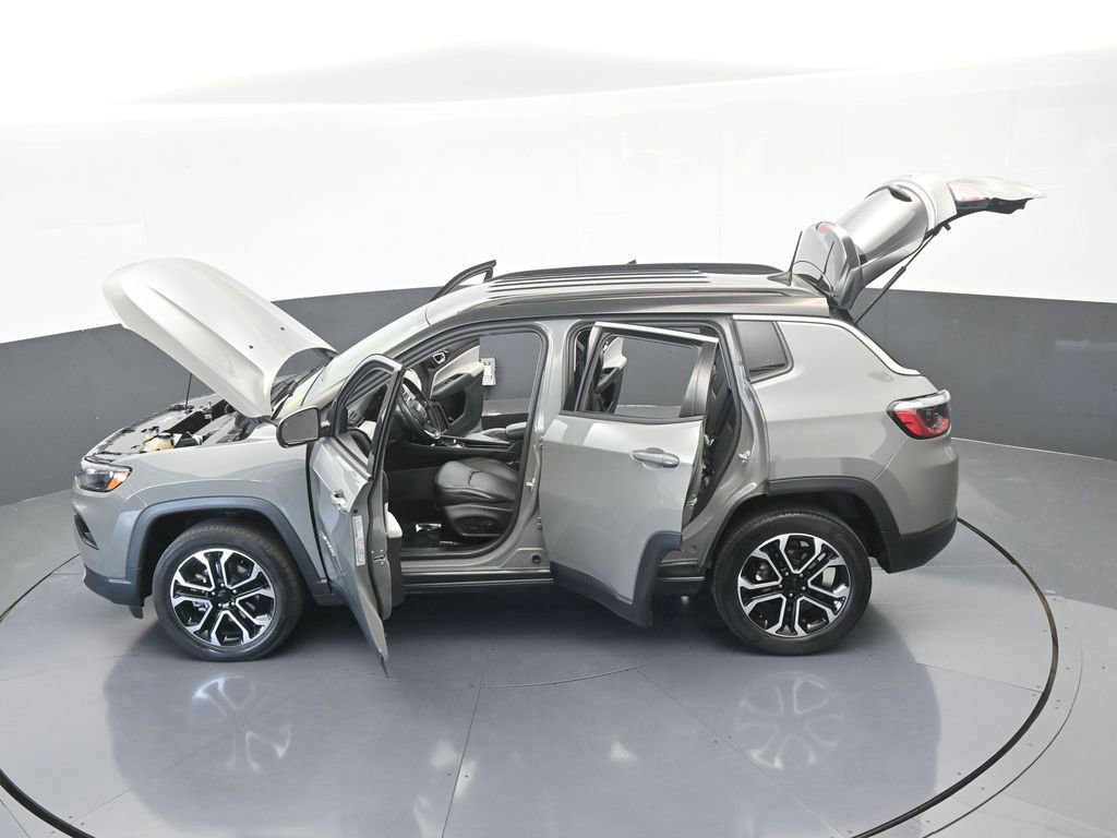 Used 2022 Jeep Compass Limited image 65