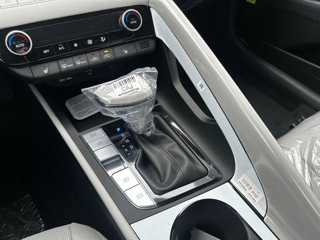New 2026 Hyundai Elantra Limited image 18