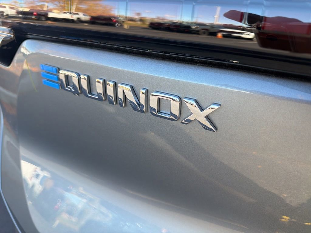New 2026 Chevrolet Equinox EV LT image 42
