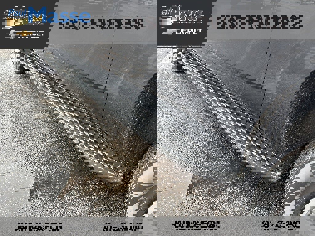 Certified 2023 Chevrolet Suburban RST w/ Sport Performance Package image 9