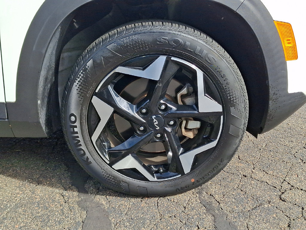 Certified 2024 Kia Seltos EX AWD/4WD image 8