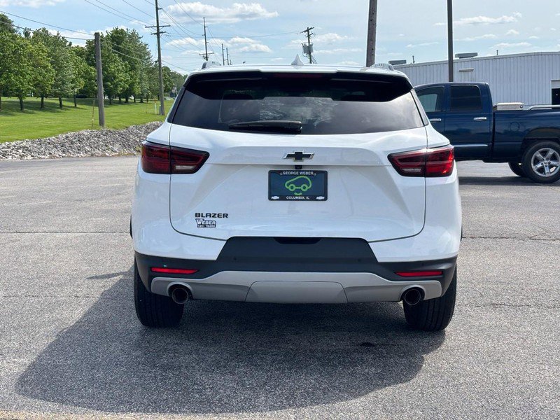 Certified 2024 Chevrolet Blazer LT w/ Convenience Package FWD image 4