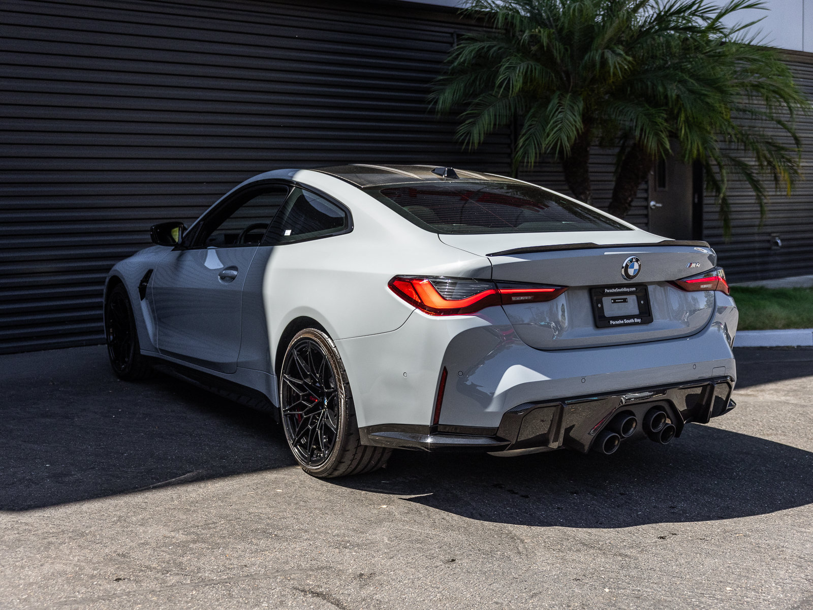 Used 2024 BMW M4 Coupe w/ Executive Package RWD image 3