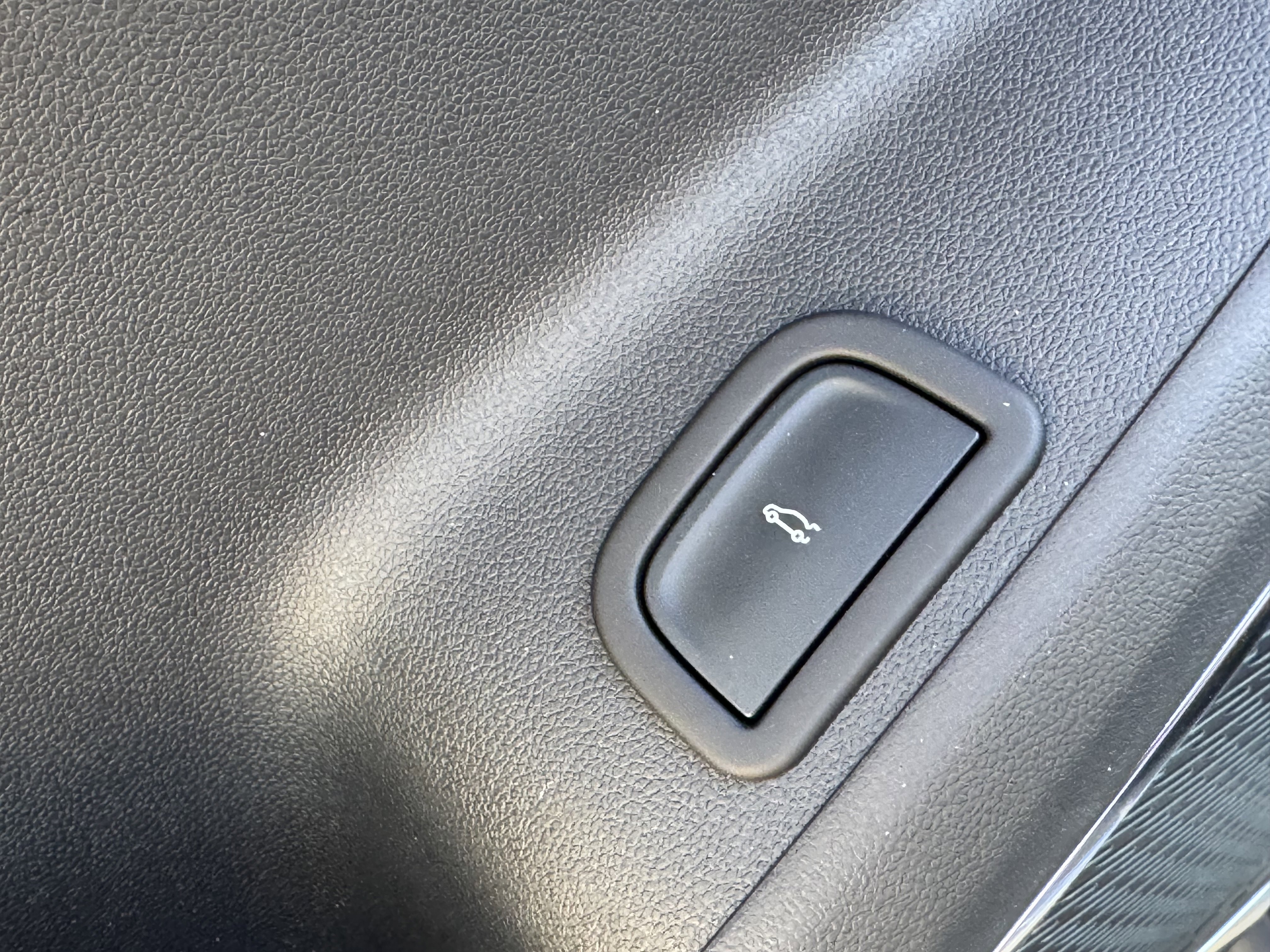 New 2026 Chevrolet Traverse RS image 18