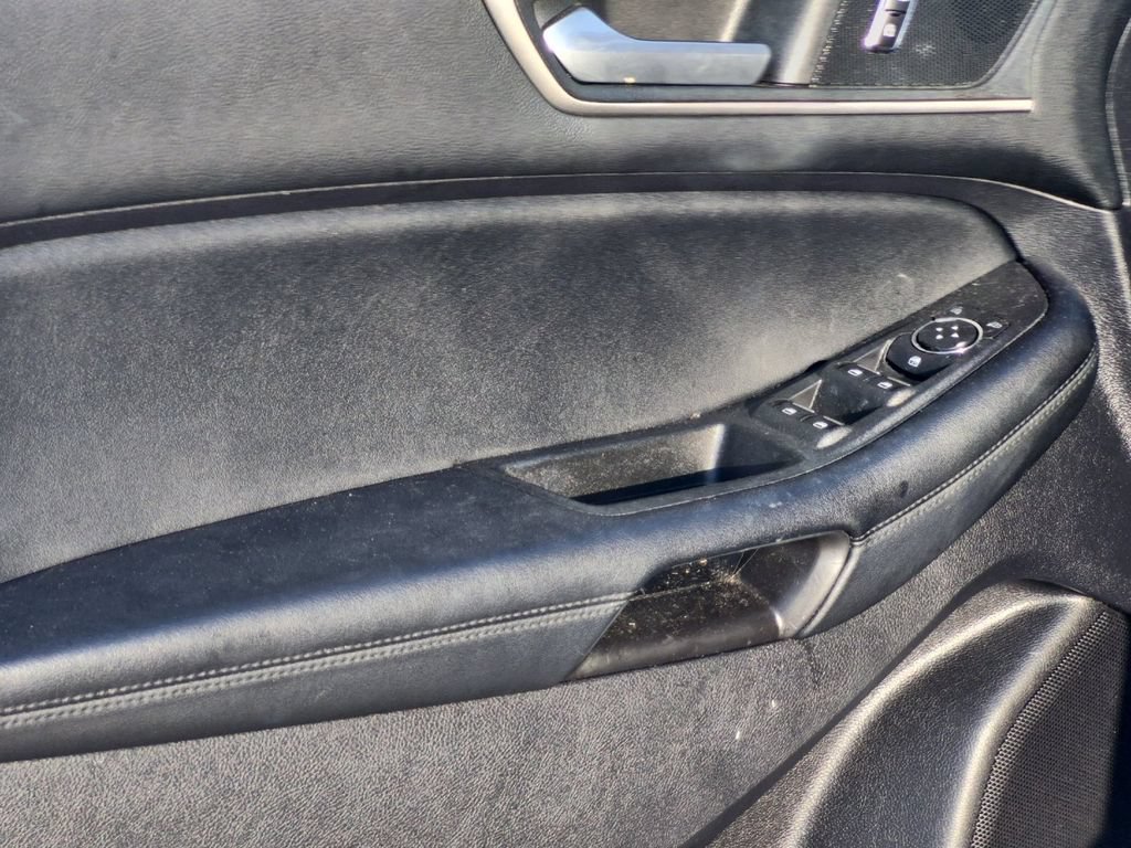 Used 2021 Ford Edge SEL w/ Convenience Package FWD image 11