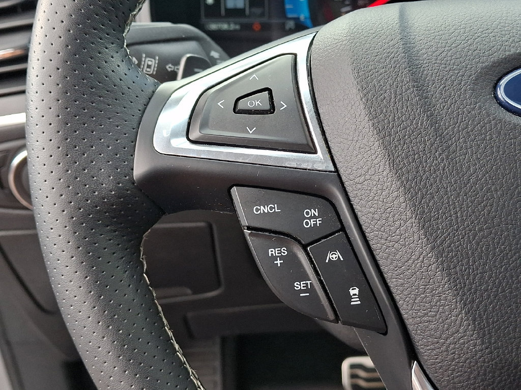 Used 2024 Ford Edge ST w/ Equipment Group 401A AWD/4WD image 25