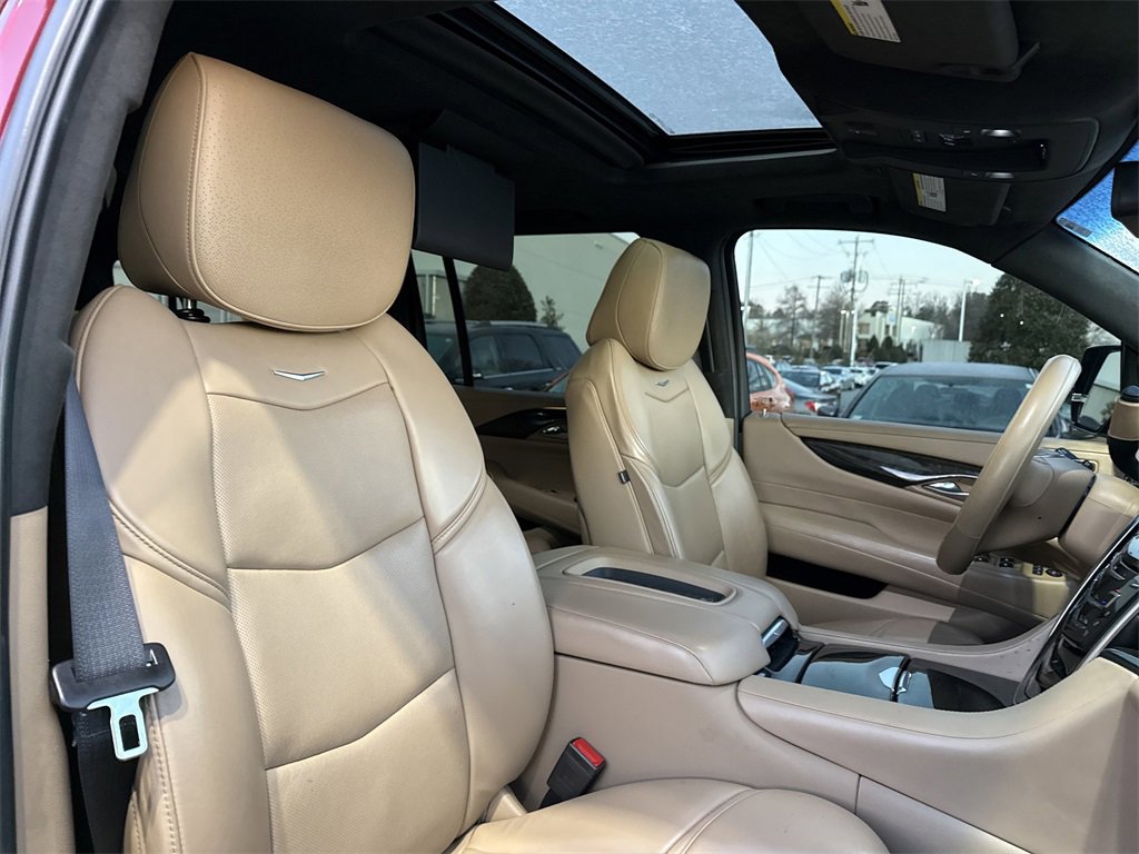Used 2019 Cadillac Escalade ESV Platinum image 20