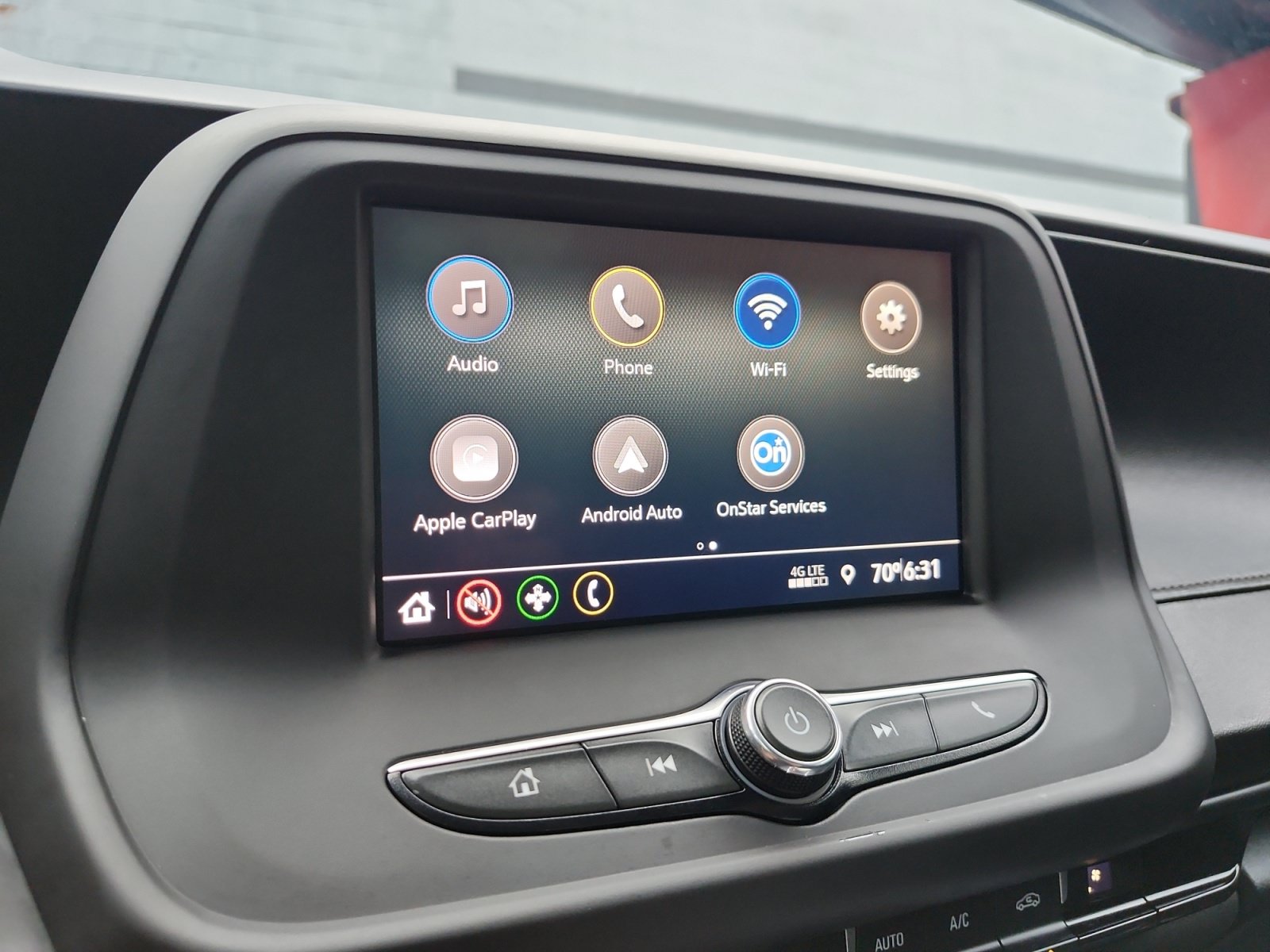 Used 2020 Chevrolet Camaro LT RWD image 18