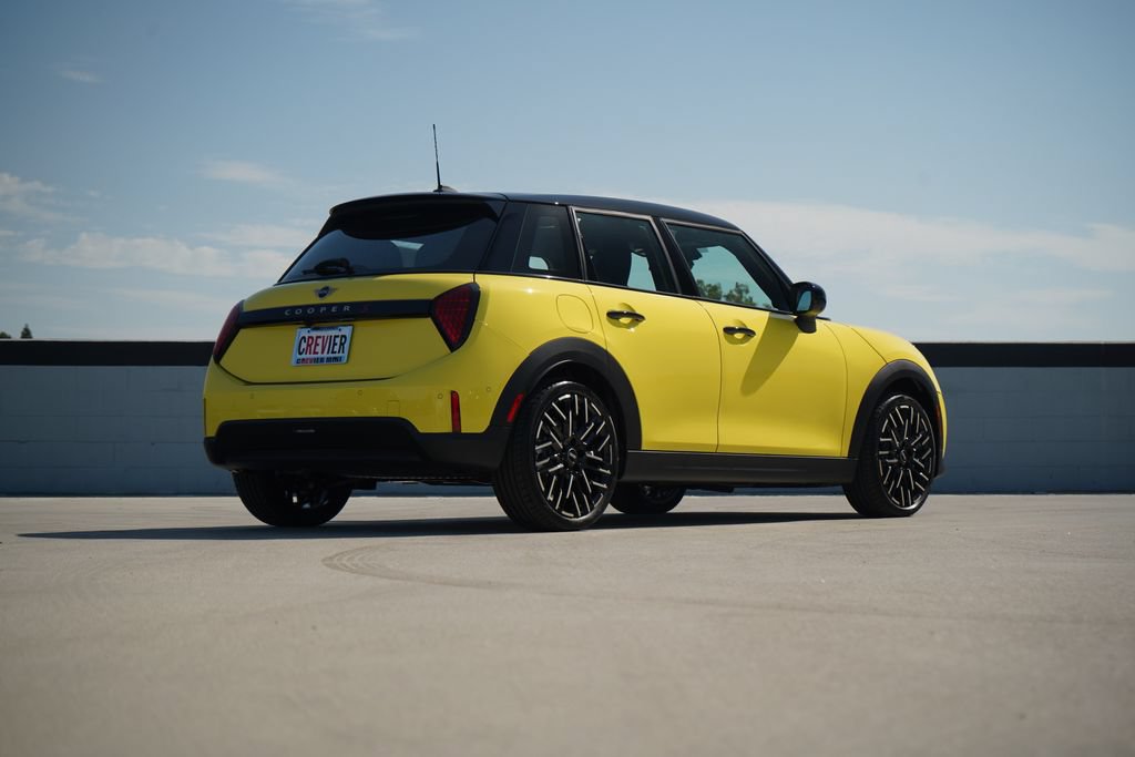 New 2026 MINI Cooper S FWD image 3