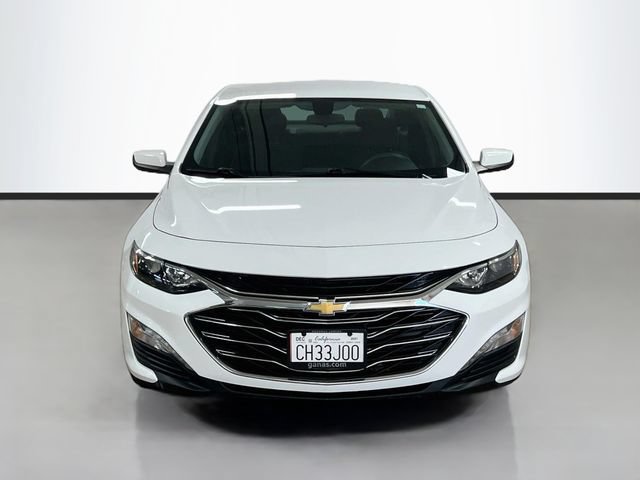 Used 2021 Chevrolet Malibu LT FWD image 2