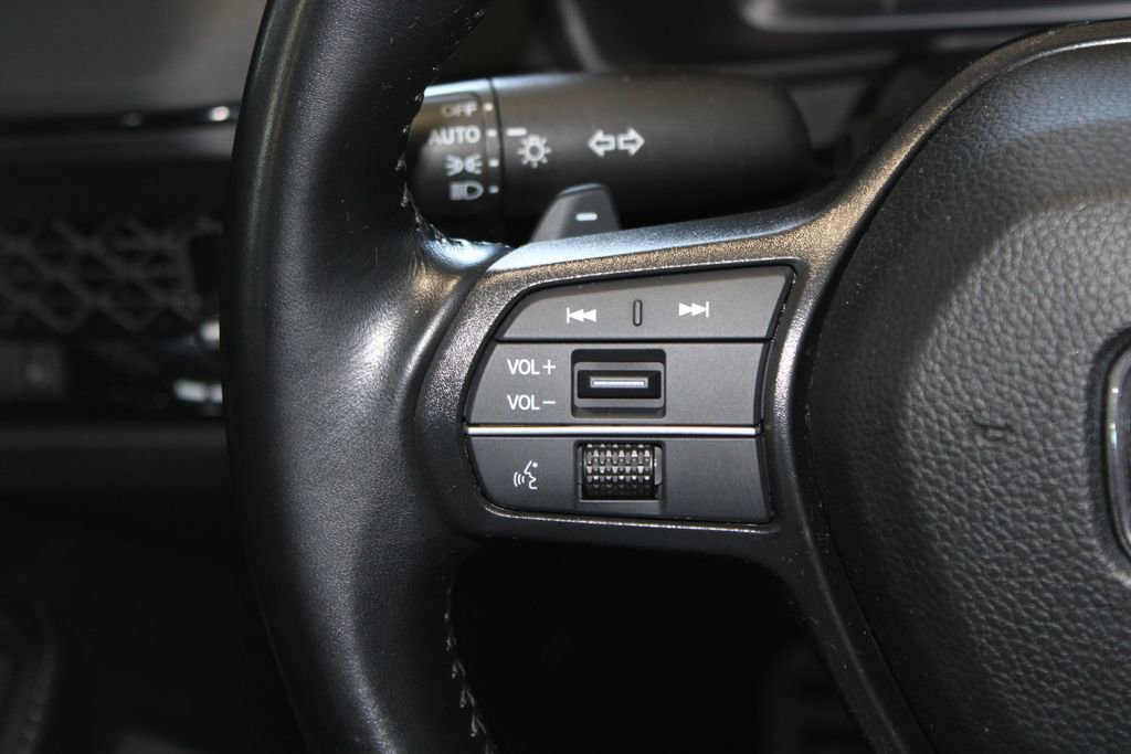 Used 2023 Honda Accord Sport image 17